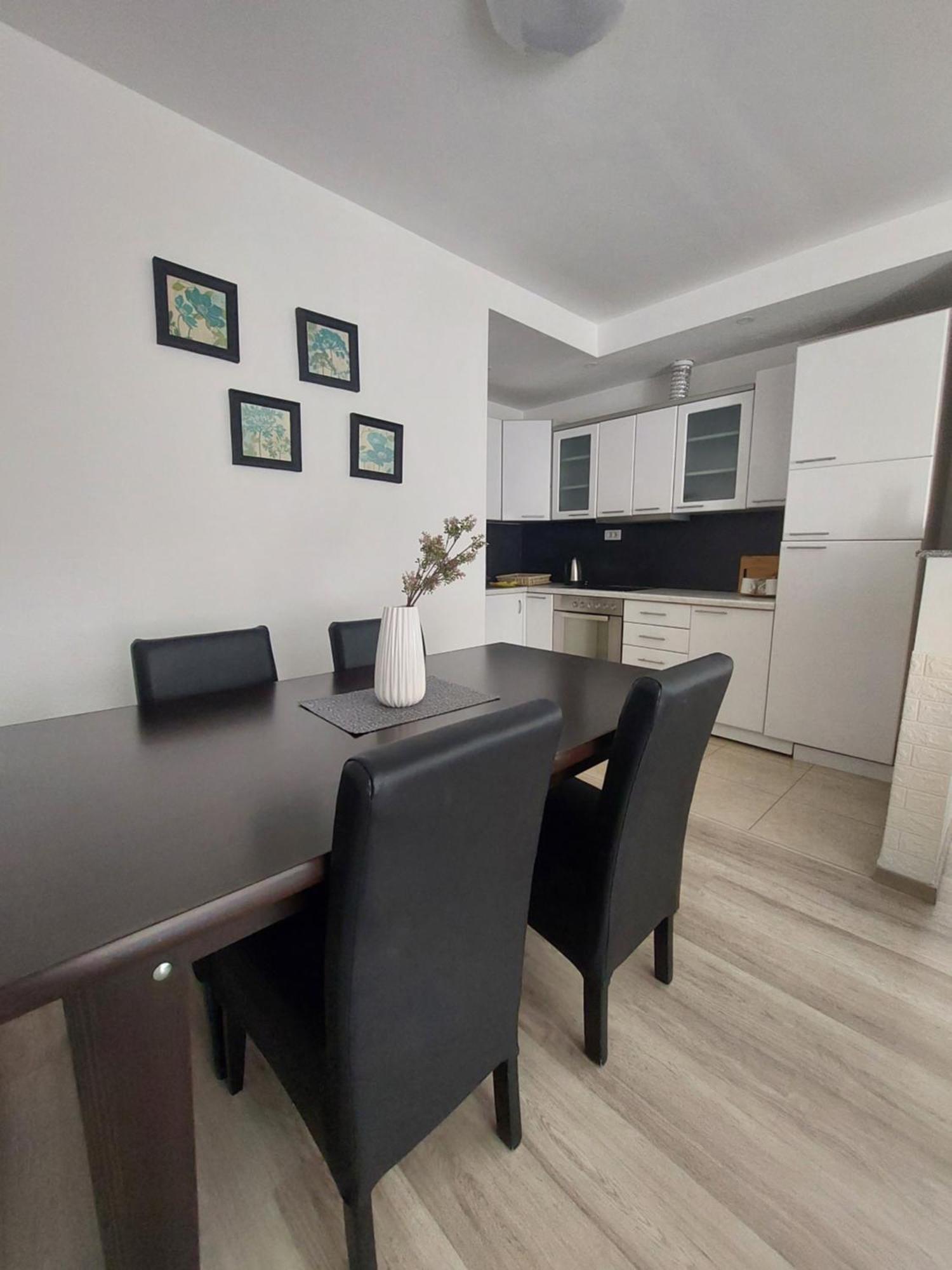 Private Apartments Prishtina Приштина Экстерьер фото